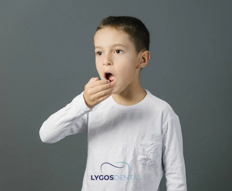 Biberon Diş Çürükleri Nedir? 2 Biberon Çürüğünün Belirtileri Nelerdir?