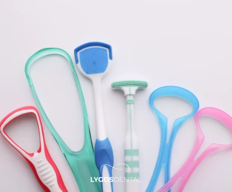 How Does Using a Tongue Cleaner Affect Dental Health? 2 Which Type of Tongue Cleaner Is Most Effective?