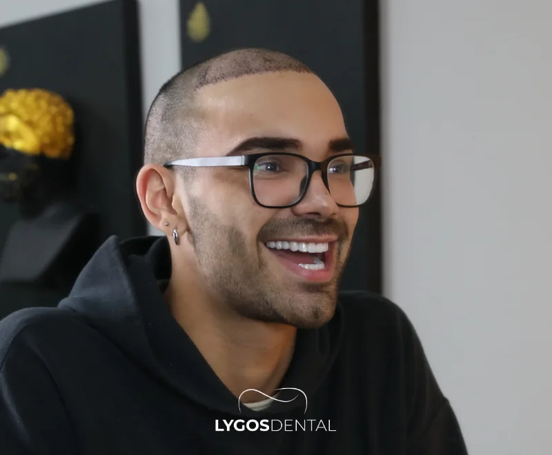 Hollywood Gülümsemesi ve Sosyal Medya